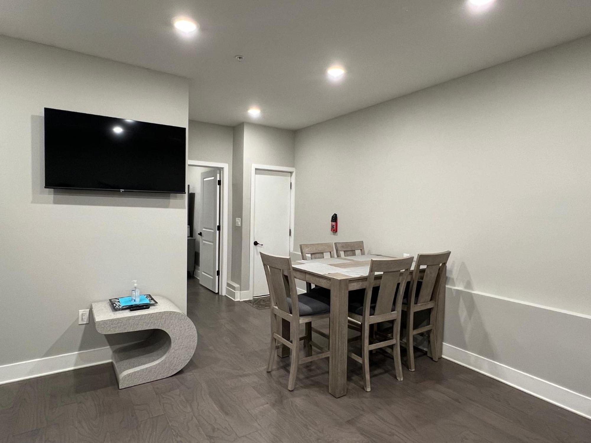 Appartamento Charming 3Br 2Ba With Private Patio Filadelfia Esterno foto