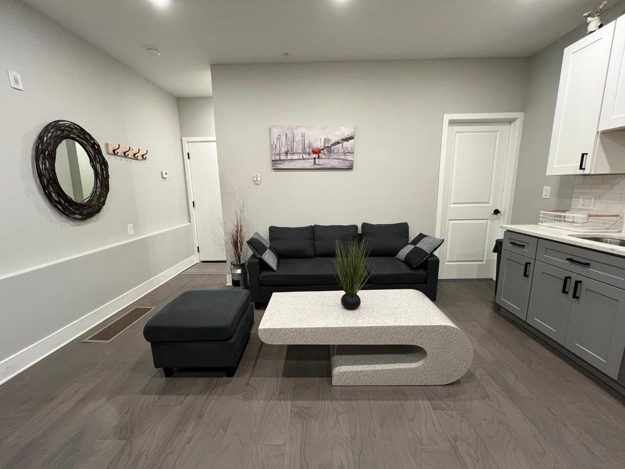 Appartamento Charming 3Br 2Ba With Private Patio Filadelfia Esterno foto