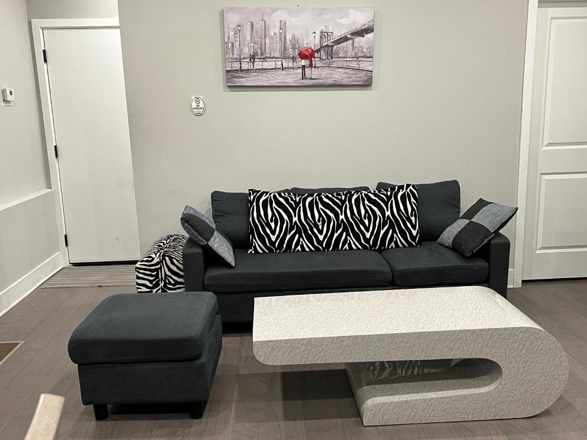 Appartamento Charming 3Br 2Ba With Private Patio Filadelfia Esterno foto